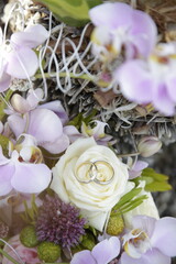 rose, bouquet, flower, roses, flowers, pink, wedding, love, beauty, nature, blossom, floral, bloom, plant, gift, bridal, bunch, beautiful, romance, petal, spring, valentine, closeup, bride, petals