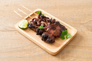 grilled chicken liver with herbs and spices