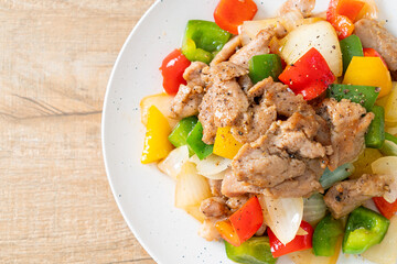 Stir Fried Pork with Black Pepper