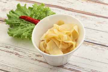 Marinated white ginger in the bowl