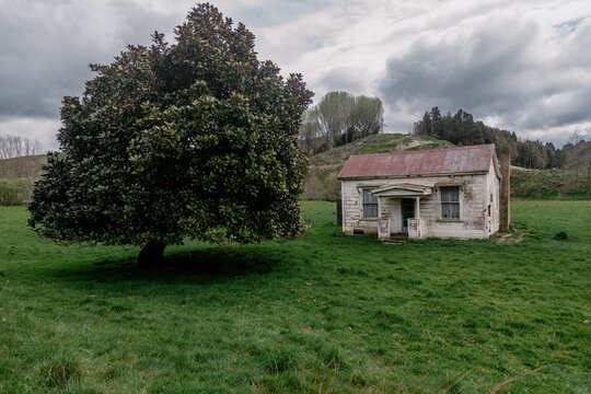 Abandoned house in the countryside, Mangaweka, New Zealand