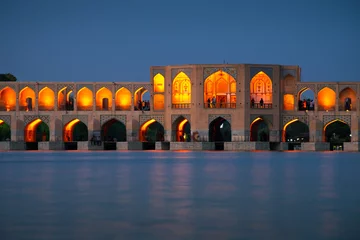 Foto auf Acrylglas Khaju-Brücke Isfahan, Iran - 15th june, 2022:Old Khajoo bridge, across the Zayandeh River in Isfahan, Iran.