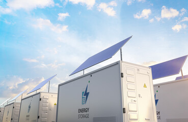 Energy storage system or battery container unit with solar panels © phonlamaiphoto