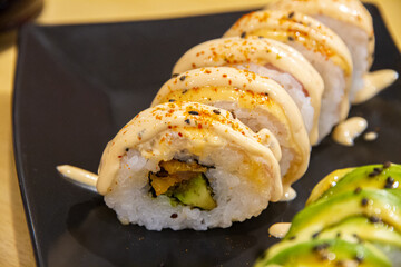 maki roll fusion, peruvian food