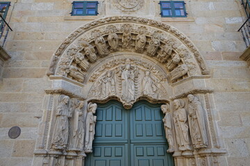 Doorway of the 'Colexio de San Xerome', a civil building in Santiago de Compostela, located on the southern side of Praza do Obradoiro
Santiago de Compostela, Galicia, Spain 10092023