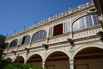 Cloister of the 'Colexio de Fonseca' on 'R&uacute;a do Franco' street in Santiago de Compostela Santiago de Compostela, Galicia, Spain 10092023