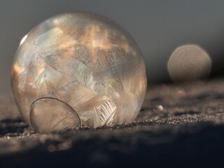 Gefrorene Seifenblase in Licht Stimmung
