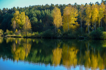 Whether sea, lake or river, water is one of the most beautiful elements of nature. Glistening in...