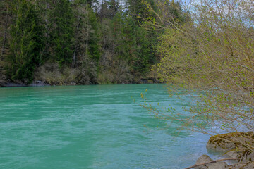 Whether sea, lake or river, water is one of the most beautiful elements of nature. Glistening in the sun, it makes every holiday even more beautiful.