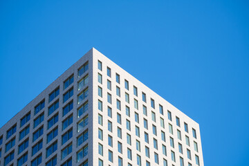 Obraz premium Modern office building. Architectural detail of modern building. Business concept of successful industrial architecture.