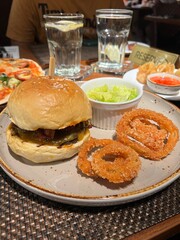 Cheeseburger