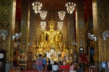 Fototapeta premium Wat Phra That Haripunchai in Lamphun, northern Thailand