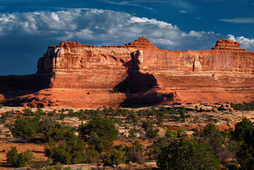 Great Red Rock Mountain in the Grand Canyon of Monument Valley