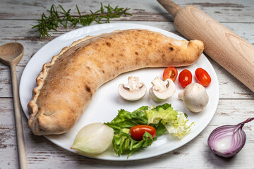 CALZONE