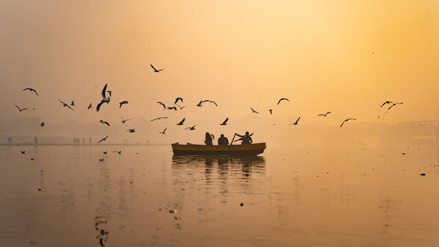 Scenic Boat ride at Yamuna Ghat of New Delhi, India