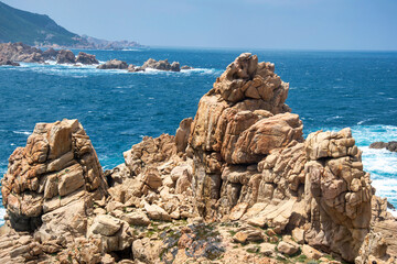 Il territorio Costa Paradiso racchiude un tratto di costa nel nord Sardegna, vicino a Castelsardo, Isola Rossa e Vignola.