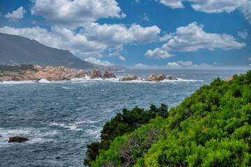 Il territorio Costa Paradiso racchiude un tratto di costa nel nord Sardegna, vicino a Castelsardo, Isola Rossa e Vignola.