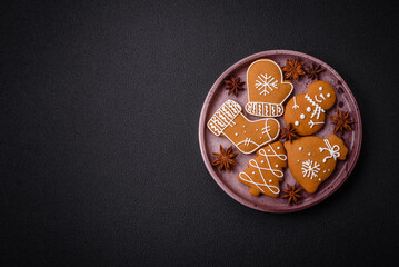 Delicious gingerbread cookies with honey, ginger and cinnamon