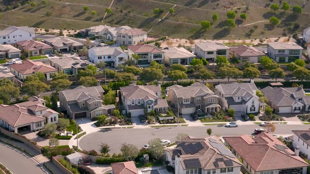 Gorgeous Neighborhood by the beach in sunny Capistrano Beach, CA