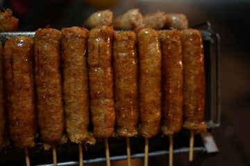 The street food in Thailand is delicious.