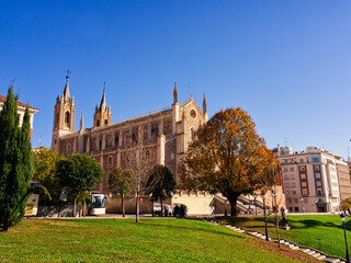 Fototapeta premium Catholic church in sunset colors, Madrid, Spain