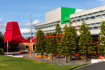 Inviting Outdoor Seating at Dandenong City Council for Relaxation and Interaction