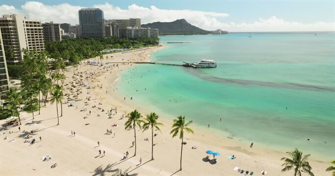Overview of Honolulu, Hawaii. Waikiki Beach Oahu skyline