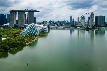 Foto op Aluminium Aerial view of the reservoir and Marina Bay area of the modern city of Singapore © whitcomberd