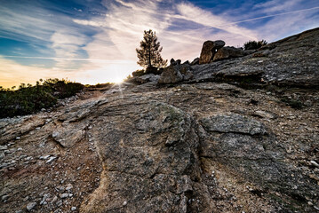 Amanece en el camino del cerro del Pendón.