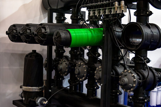 Reverse osmosis systems. Water purification system.