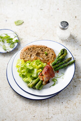 Roasted asparagus with bacon