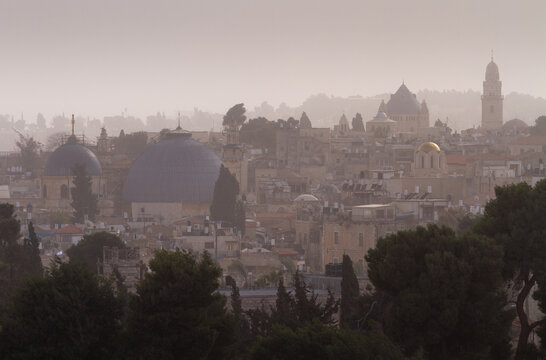 Khamsin in Jerusalem Old city