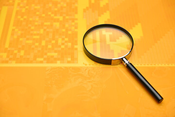 Flexo Printing Plate with Magnifier