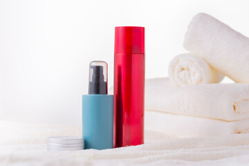 肌に優しい柔らかな白いタオルと美容用品