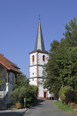 Fototapeta na wymiar mölsheim, evangelische kirche