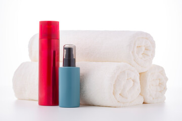 肌に優しい柔らかな白いタオルと美容用品
