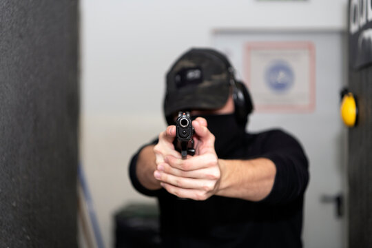 Shooter training at the shooting range
