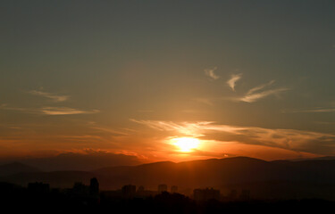 Fototapeta premium beautiful golden sunset sky landscape