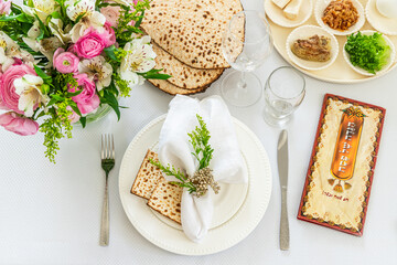 Fototapeta premium Table setting for passover with flowers