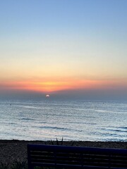 Atardeceres en la playa junto al mar