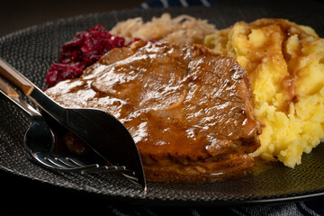 Stewed pork neck.