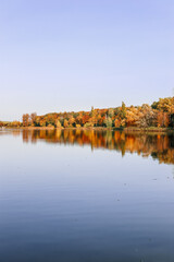Fototapeta premium autumn on the lake