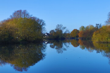 Fototapeta na wymiar Perfect reflection on lake