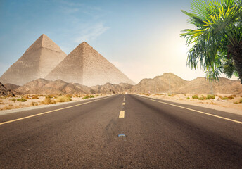 Road to great pyramids
