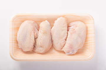 香草美水鶏　手羽先