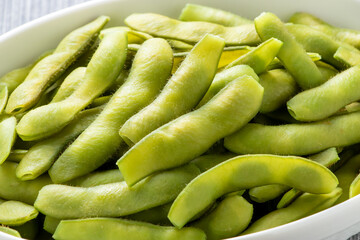 枝豆の塩ゆで。