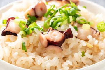 たこめし(タコの炊き込みご飯)のアップ。
