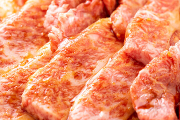 焼肉(牛カルビたれ焼き)のアップ。
