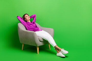 Full body length photo of dreamy thoughtful business lady wear formal outfit tired look novelty isolated on green color background