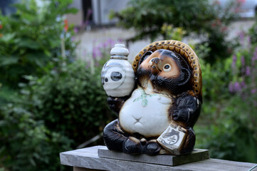 信楽焼の狸